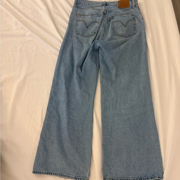 Levi’s Ribcage wide leg - Picture 2 of 7